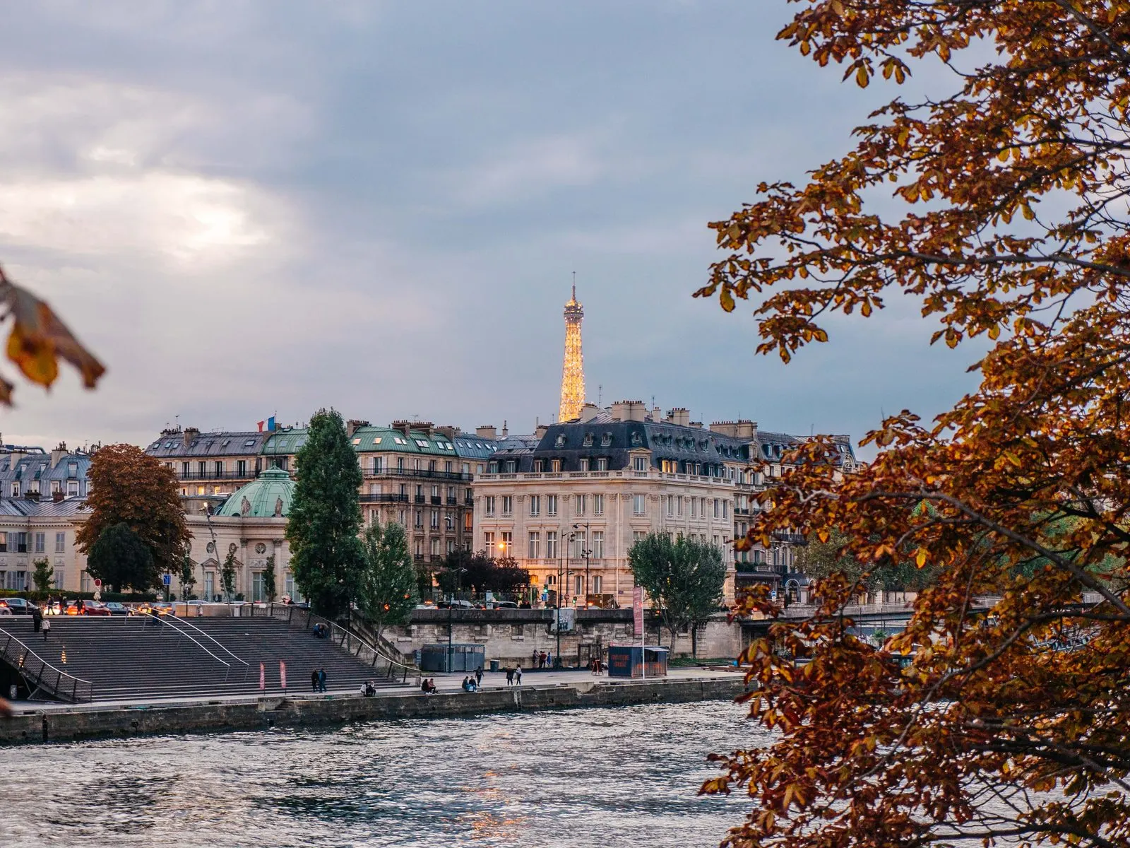 Cuánto cuesta viajar a París en 2027, presupuesto de una semana
